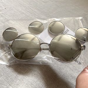 TOKYO DISNEY DISNEYLAND RESORT SUMMER MIKEY SUNGLASSES SILVER NEW